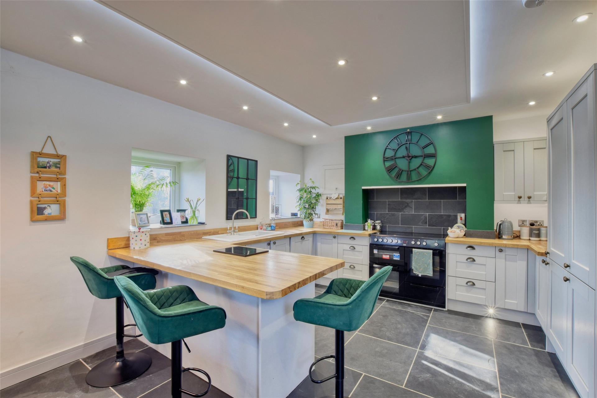 SemiDetached House for sale with 5 bedrooms, Swimbridge, Barnstaple Fine & Country