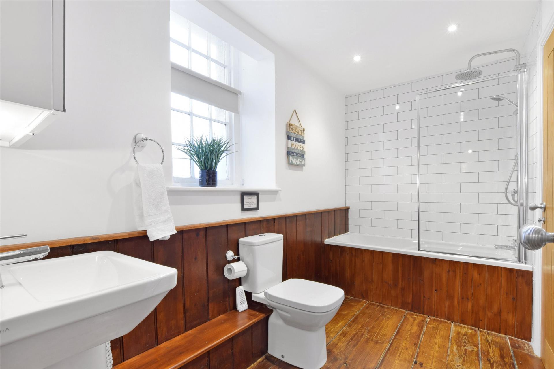 Detached House for sale with 3 bedrooms, Ashford, Barnstaple Fine