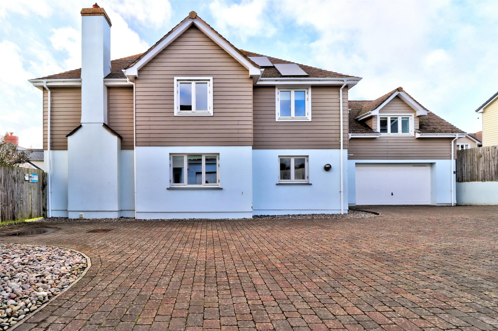 4 bedroom Detached House for sale in Braunton