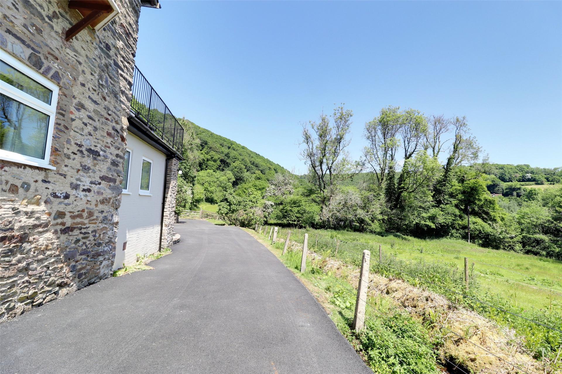 Detached House for sale with 4 bedrooms, Dulverton, Exmoor National