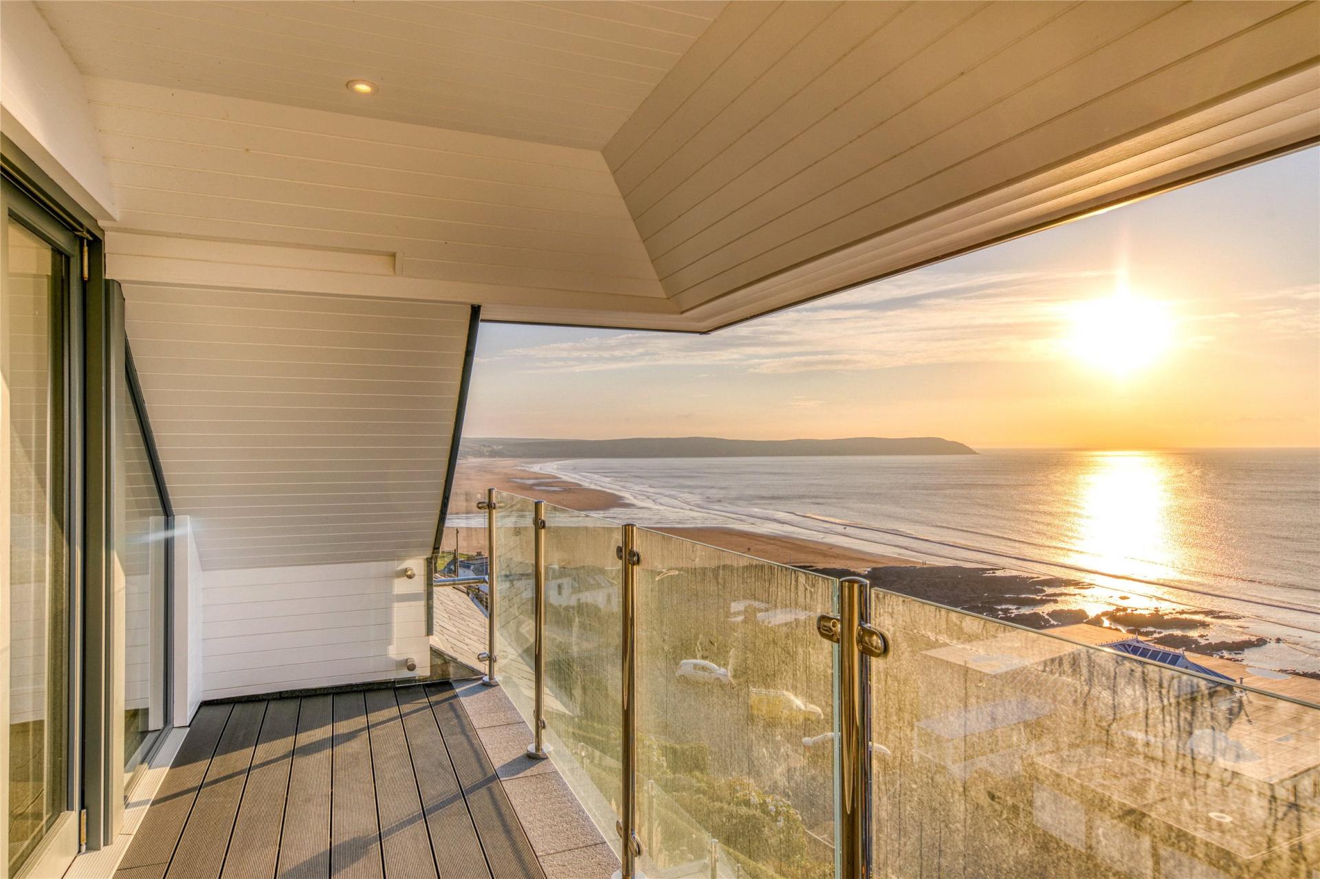 Apartment for sale with 3 bedrooms, Rockfield Road, Fine