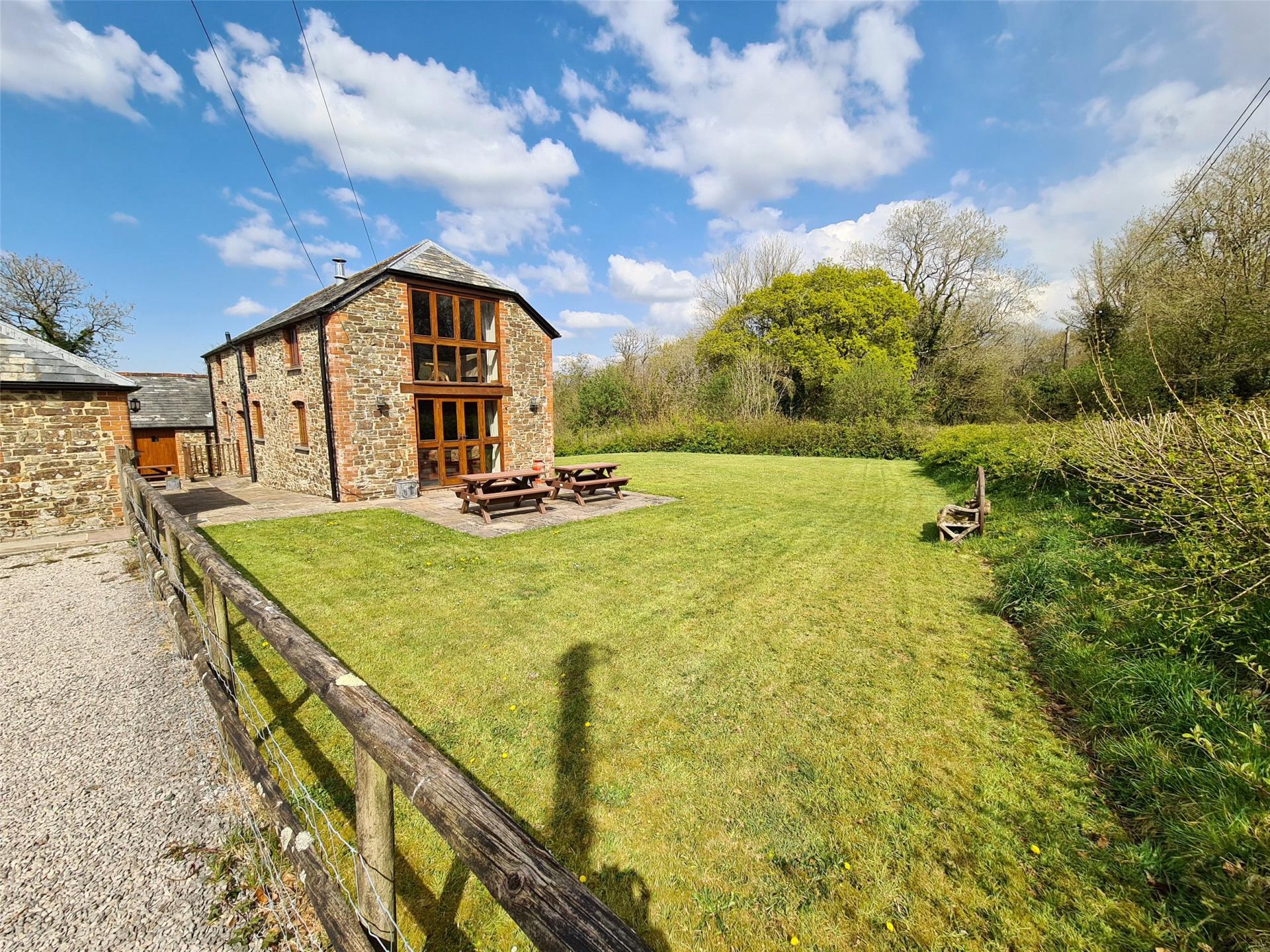 5 bedroom Detached House for sale in Devon