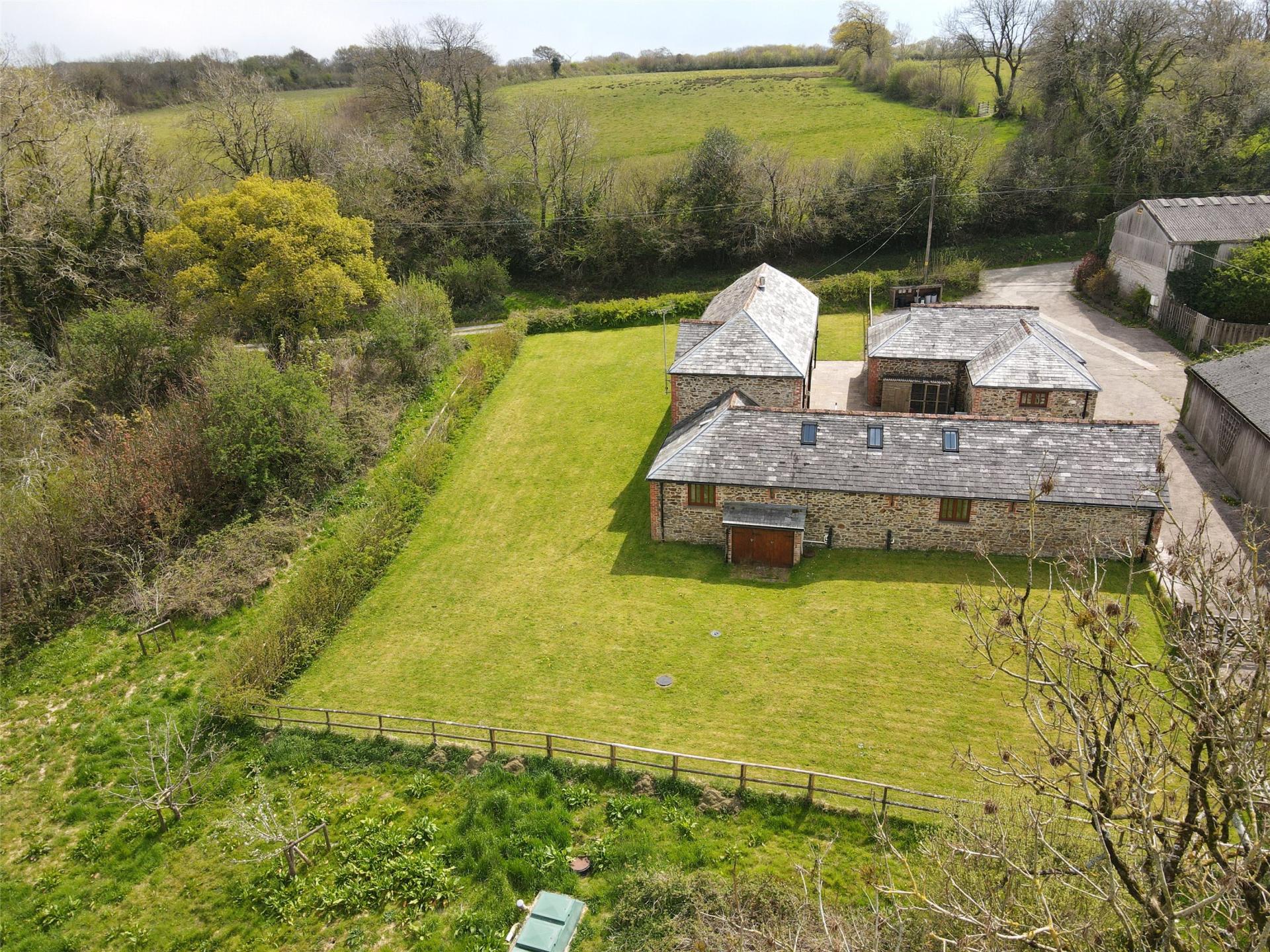 5 bedroom Detached House for sale in Devon