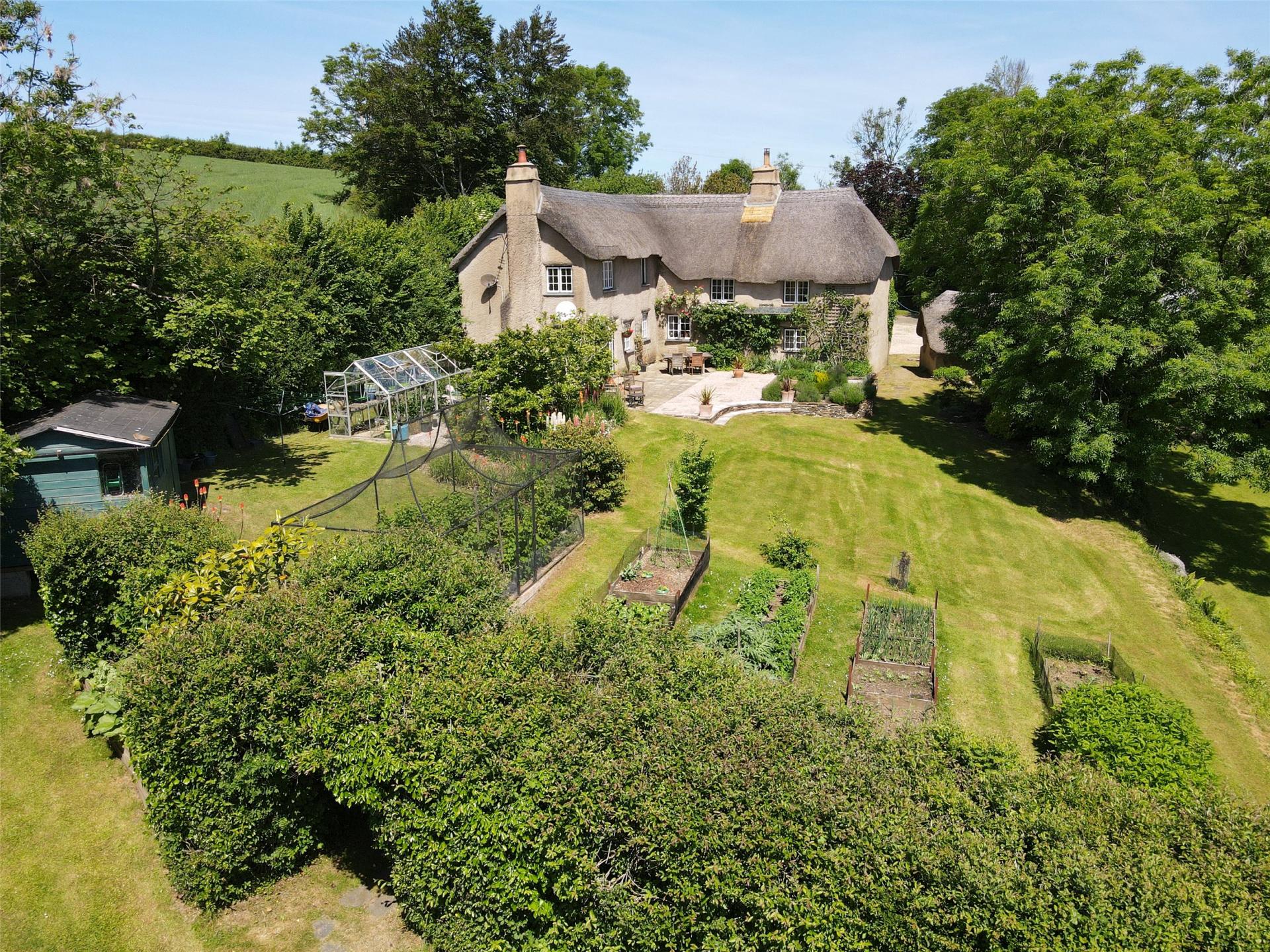 5 bedroom Detached House for sale in Cornwall