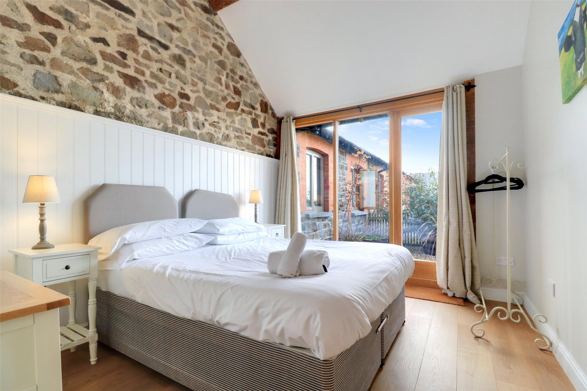 Detached House for sale with 5 bedrooms, Umberleigh, Devon Fine & Country