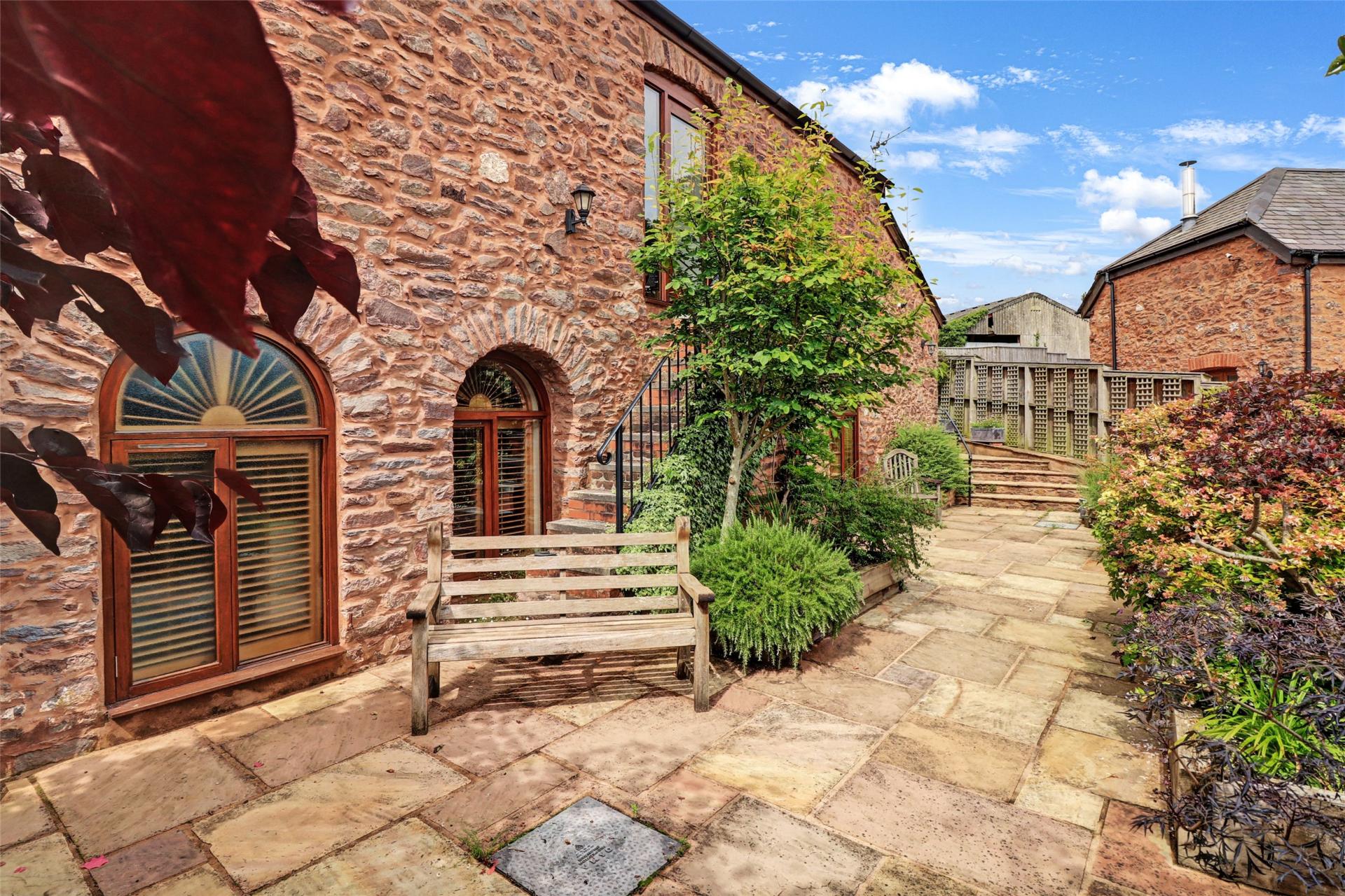 Detached House for sale with 4 bedrooms, Langley Marsh, Fine & Country