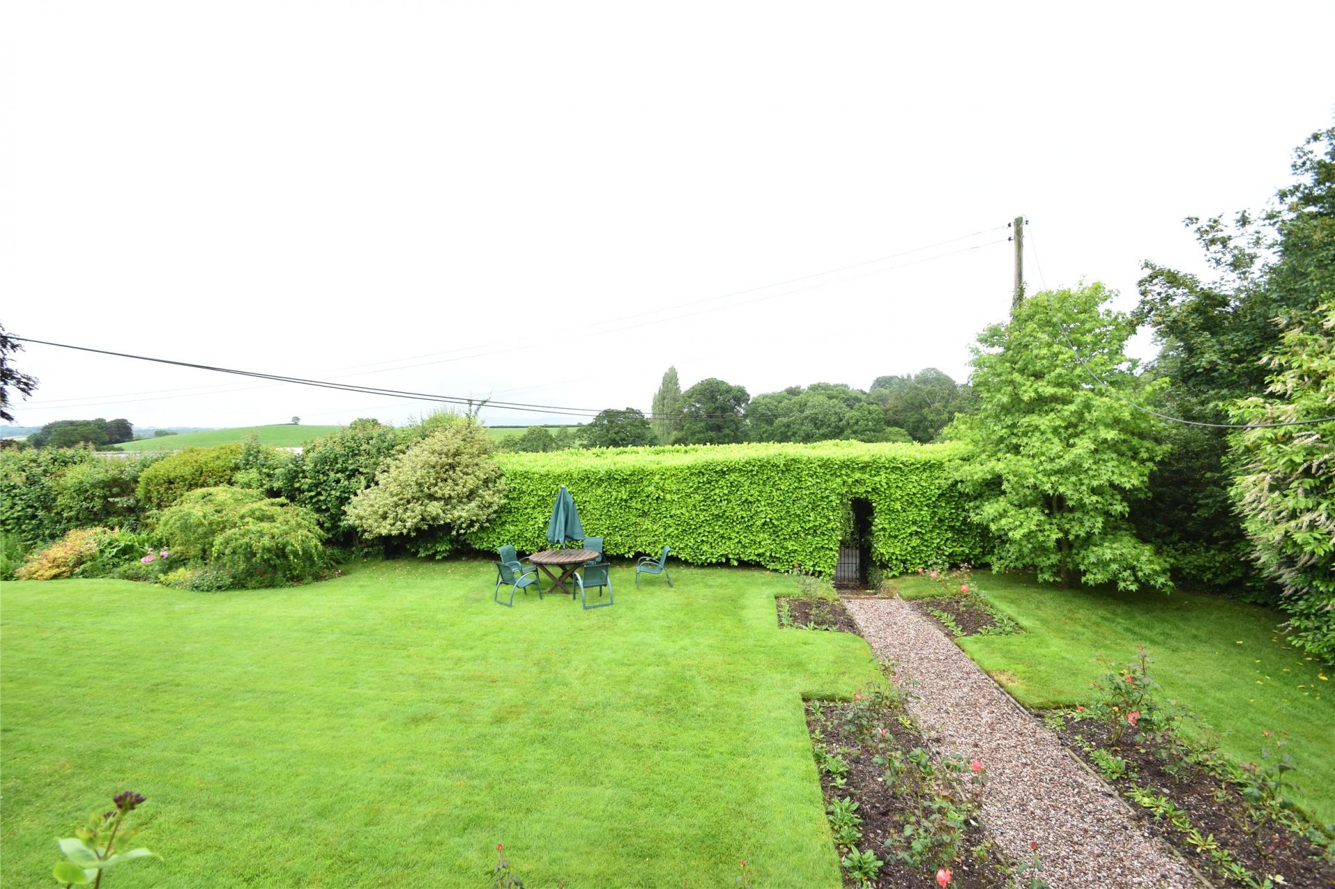 6 bedroom Detached House for sale in Somerset