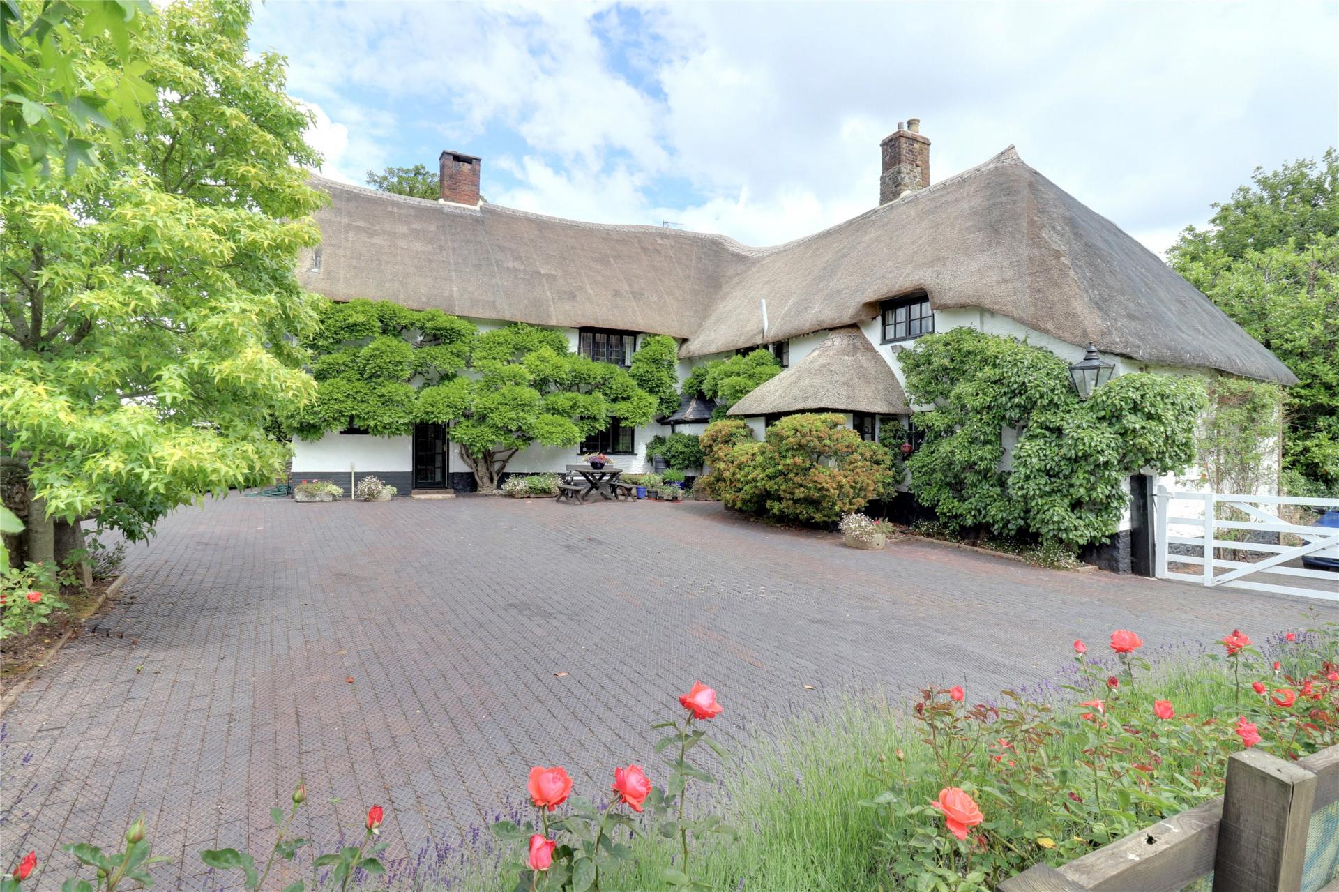 6 bedroom Detached House for sale in Somerset