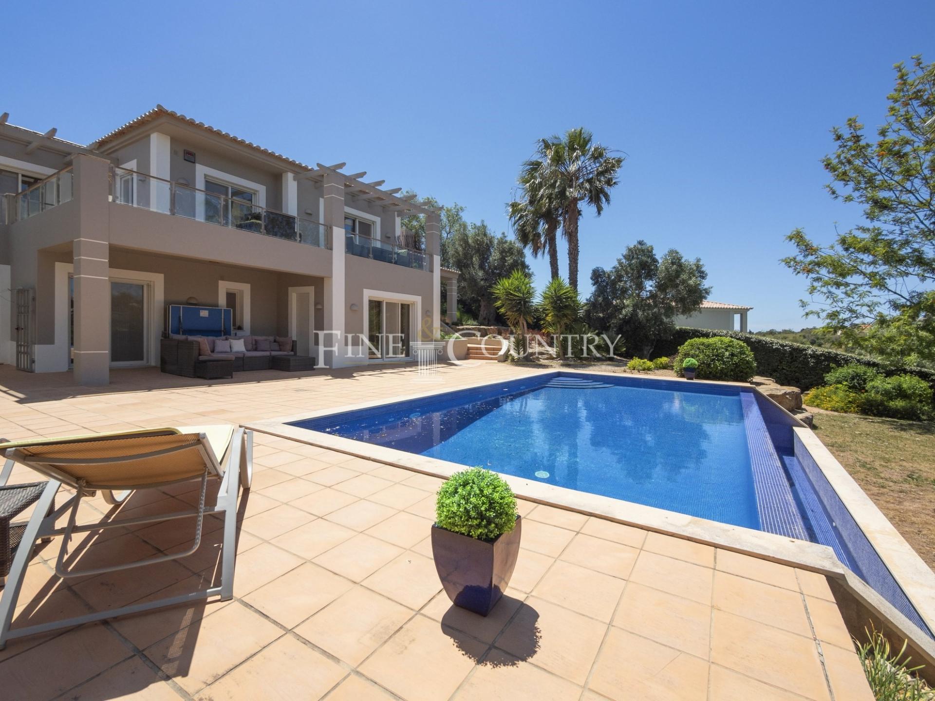 Detached House for sale with 3 bedrooms, Carvoeiro Independent 3