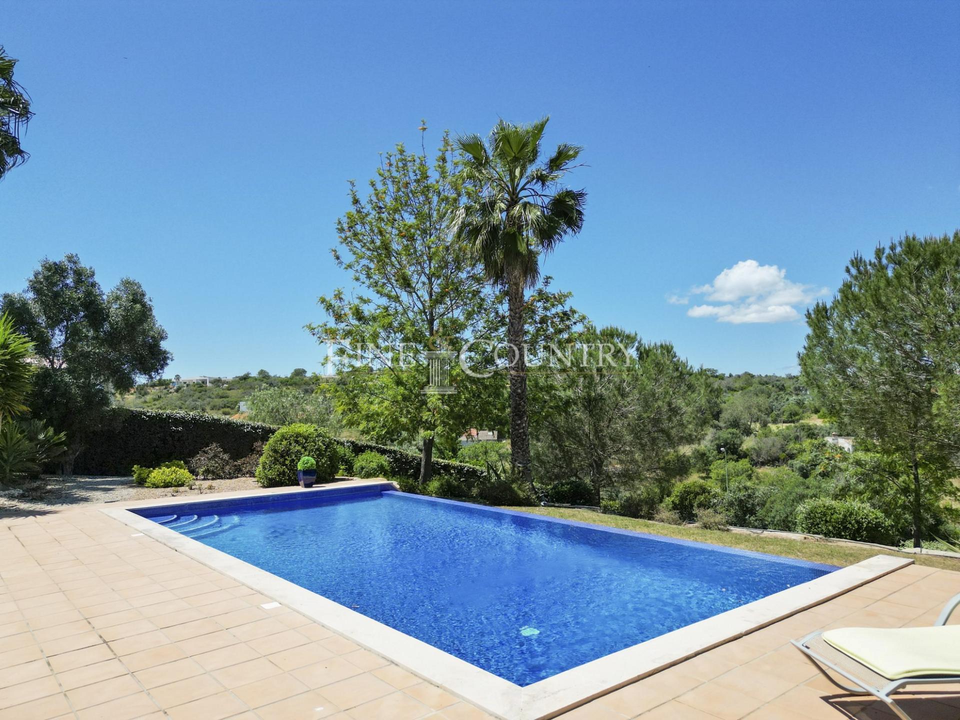 Detached House for sale with 3 bedrooms, Carvoeiro Independent 3