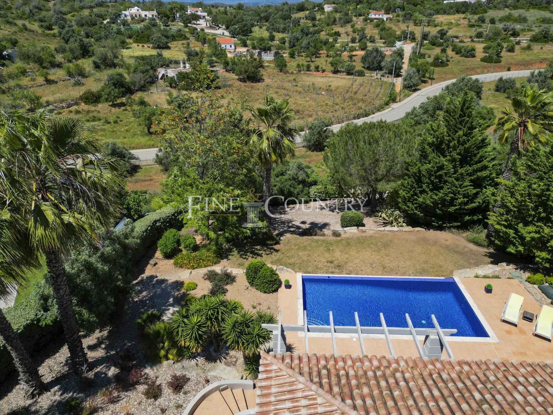 Detached House for sale with 3 bedrooms, Carvoeiro Independent 3