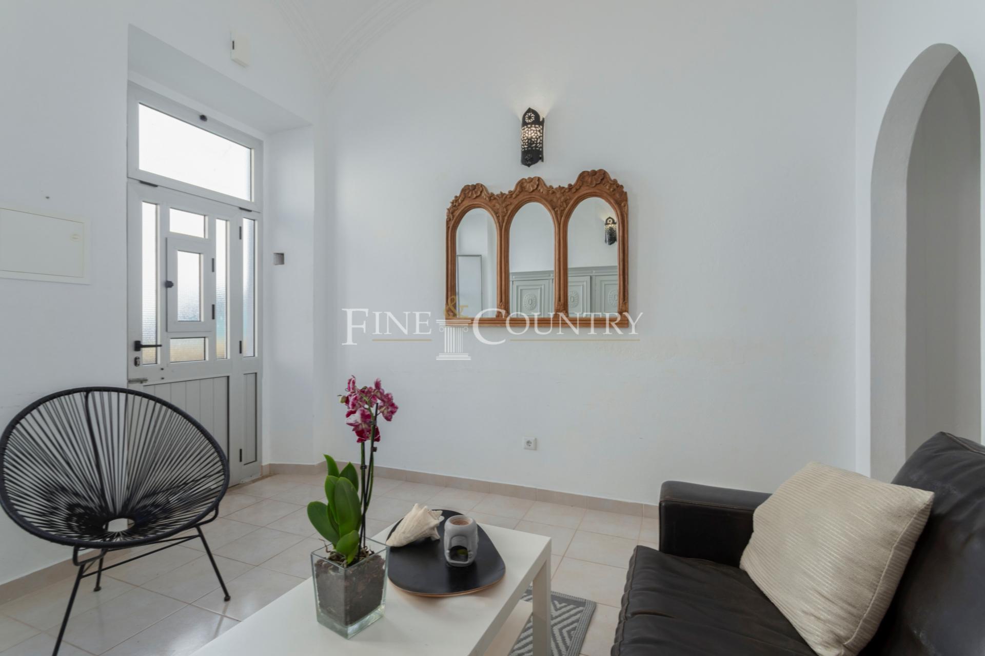 Property for sale with 2 bedrooms, Olhão, traditional fisherman’s cottage in the heart of town