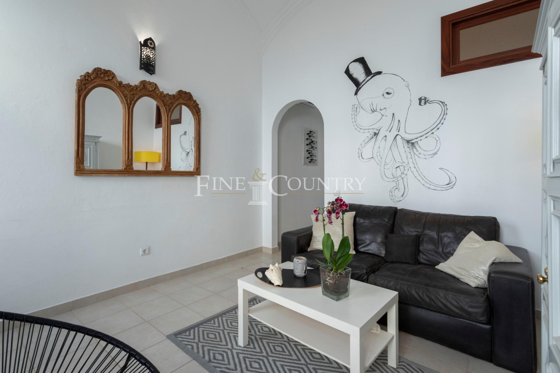 Property for sale with 2 bedrooms, Olhão, traditional fisherman’s cottage in the heart of town