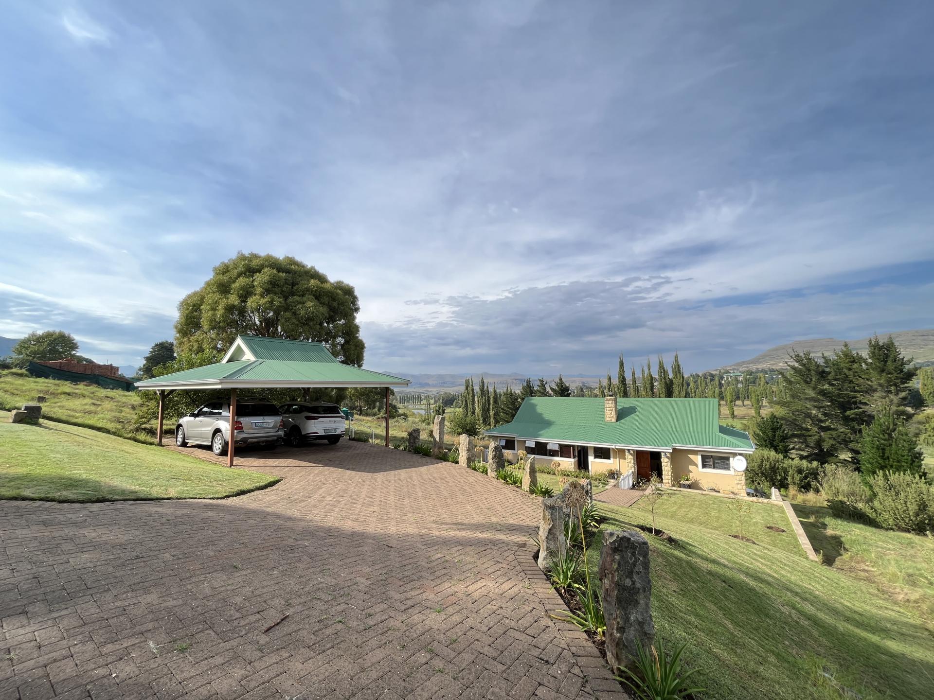 House for sale with 3 bedrooms, 98, clarens golf and leisure estate ...