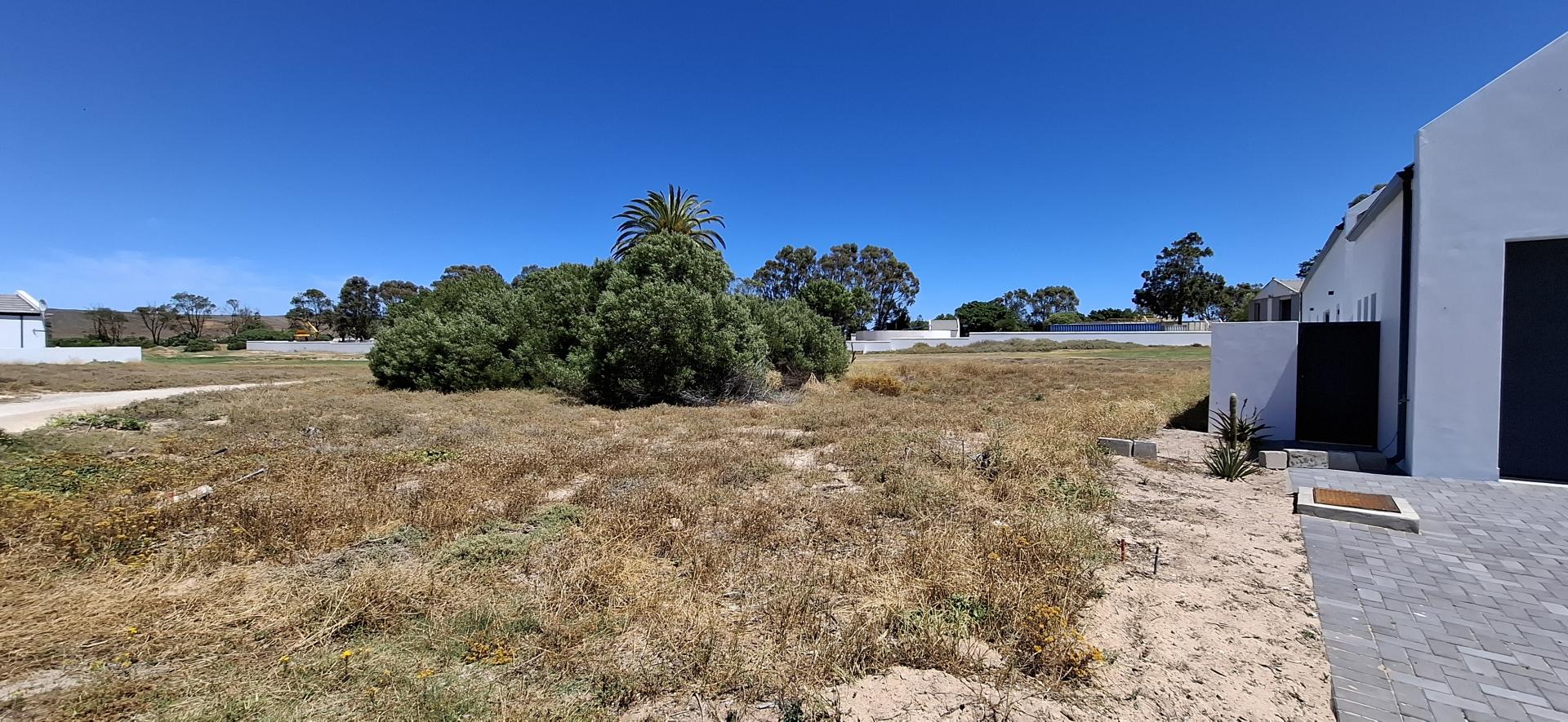 Land for sale , 17, 35 Street Fine & Country