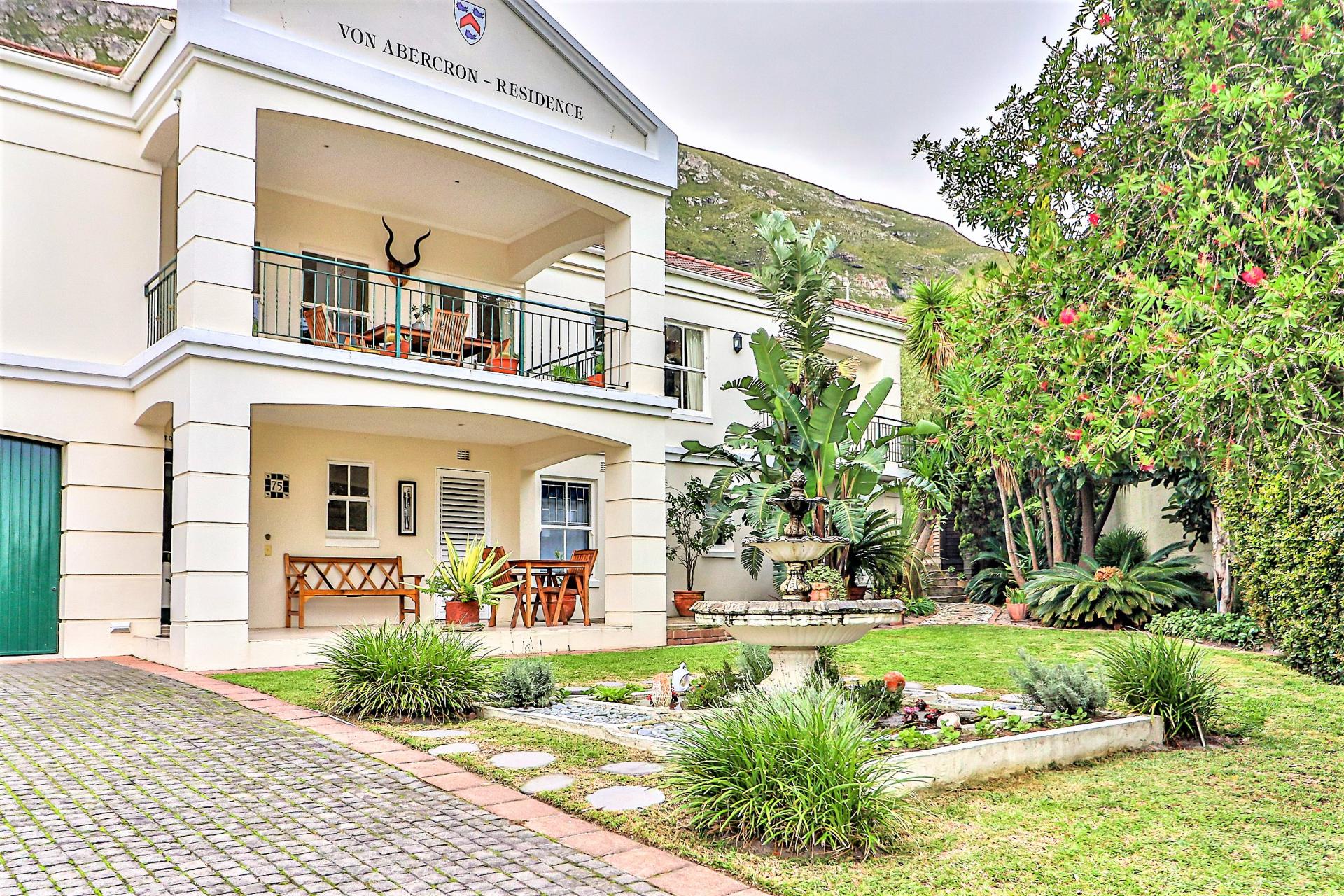 5 bedroom House for sale in Hermanus