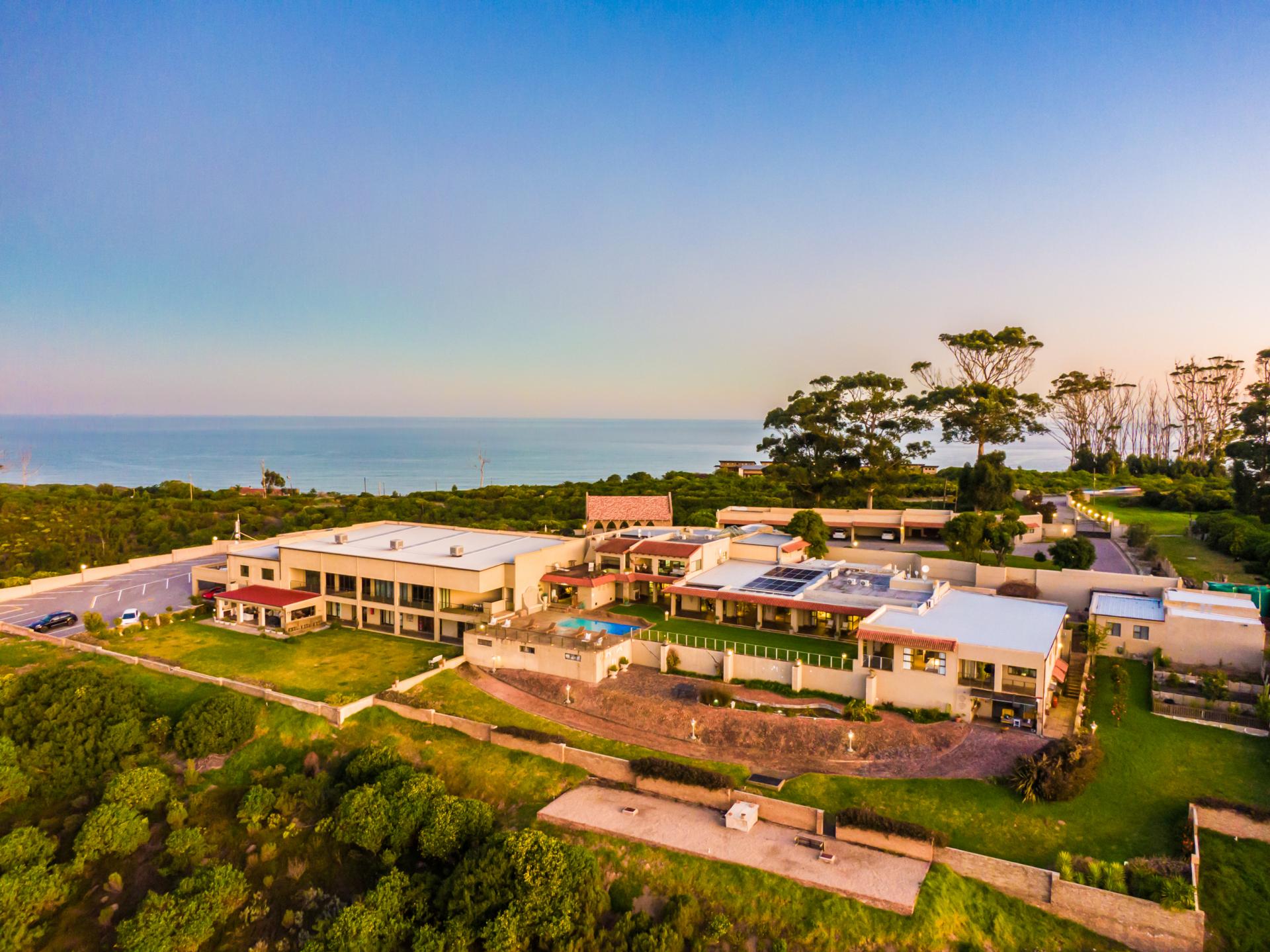 Guest House for sale with 14 bedrooms, Brenton On Sea, Knysna Fine