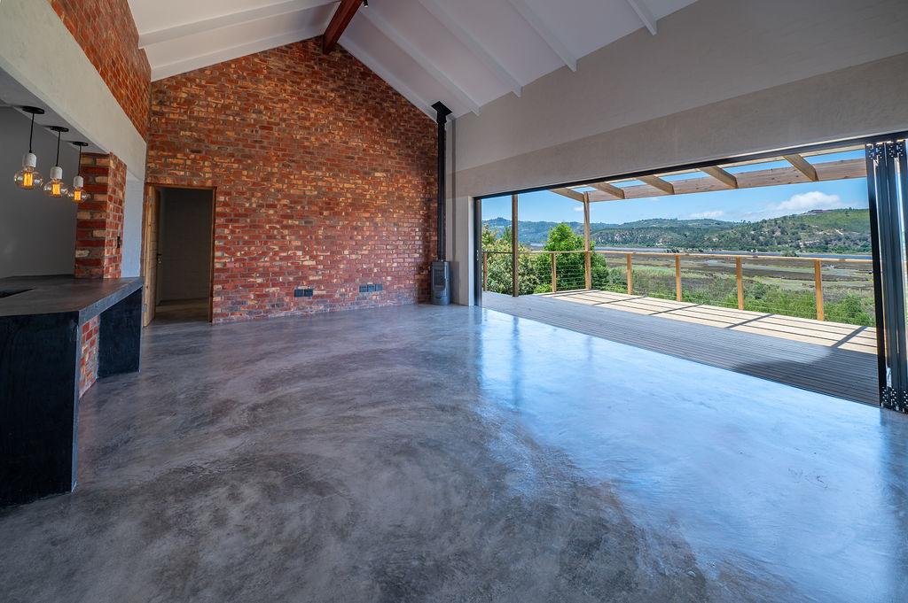 House for sale with 2 bedrooms, Westford Bridge, Knysna Fine & Country