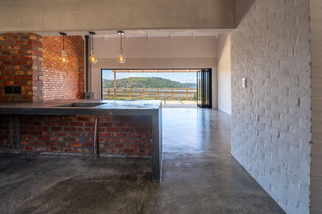 House for sale with 2 bedrooms, Westford Bridge, Knysna Fine & Country