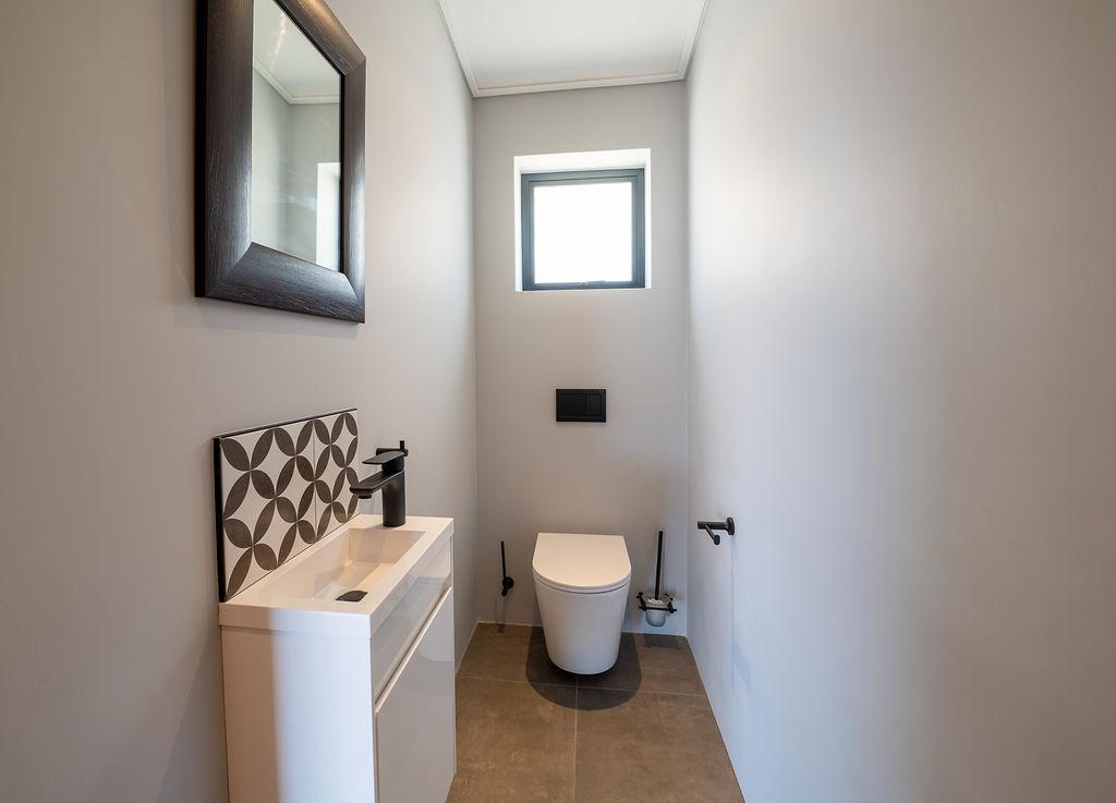 House for sale with 2 bedrooms, Westford Bridge, Knysna Fine & Country