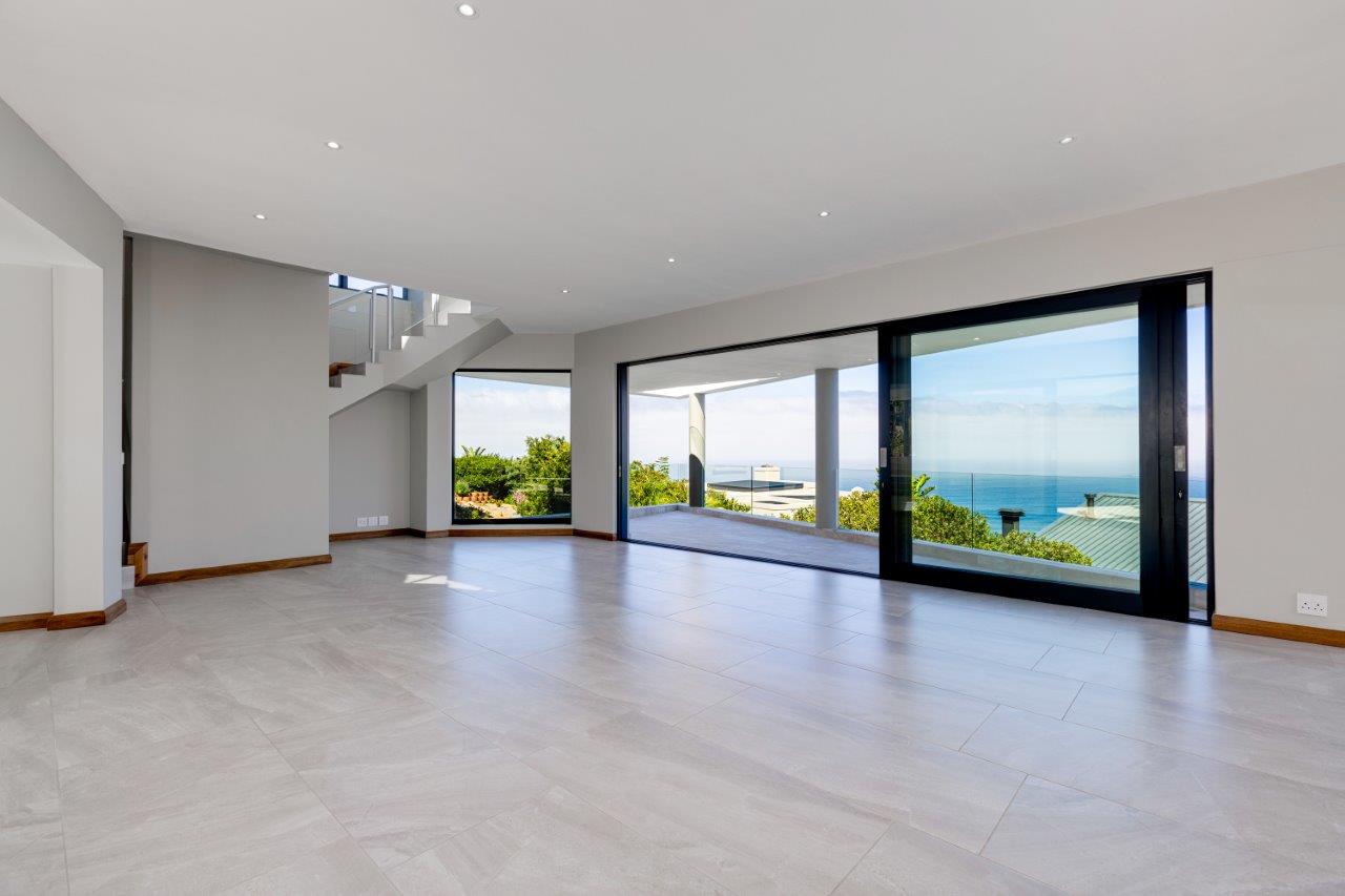 House for sale with 6 bedrooms, Brenton On Sea, Knysna Fine & Country