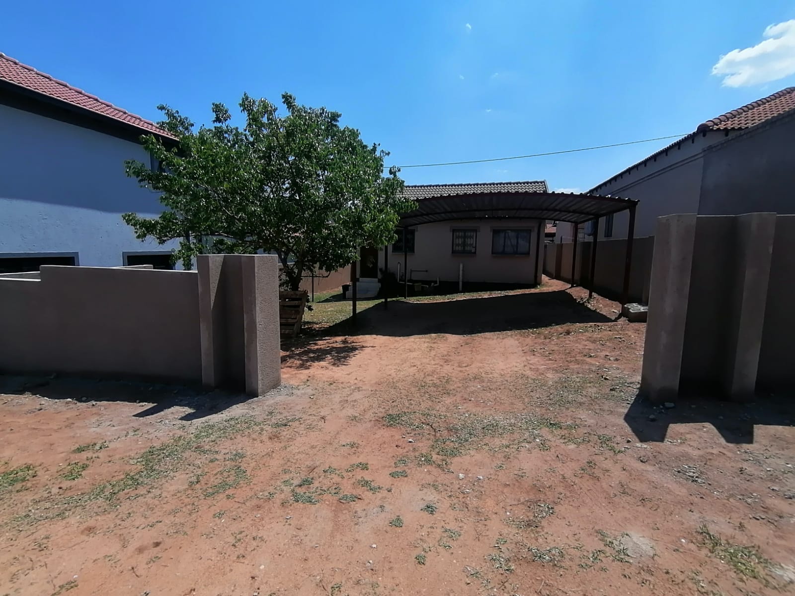 House for sale with 2 bedrooms, Karino, Nelspruit Fine & Country