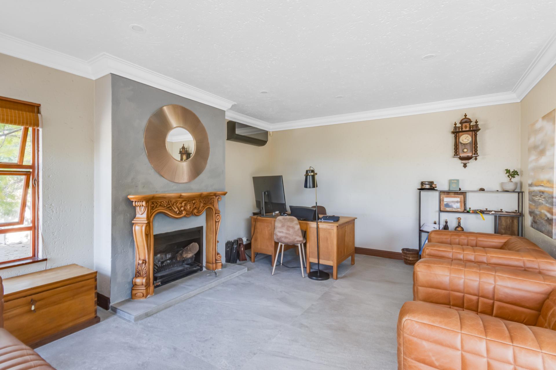 House for sale with 3 bedrooms, 6, Muirfield Close Fine & Country