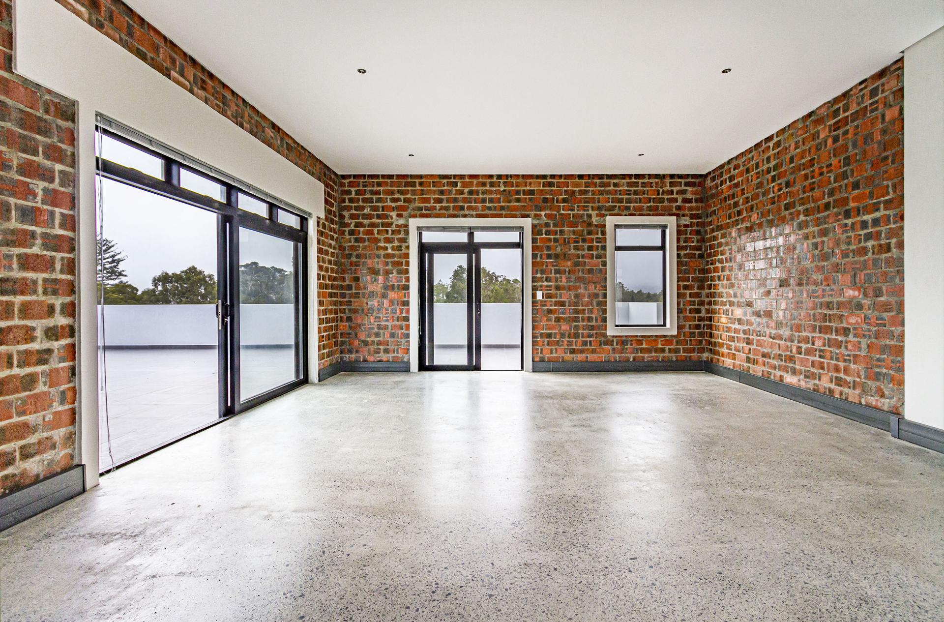 Penthouse to rent with 3 bedrooms, Paardevlei, Somerset West Fine