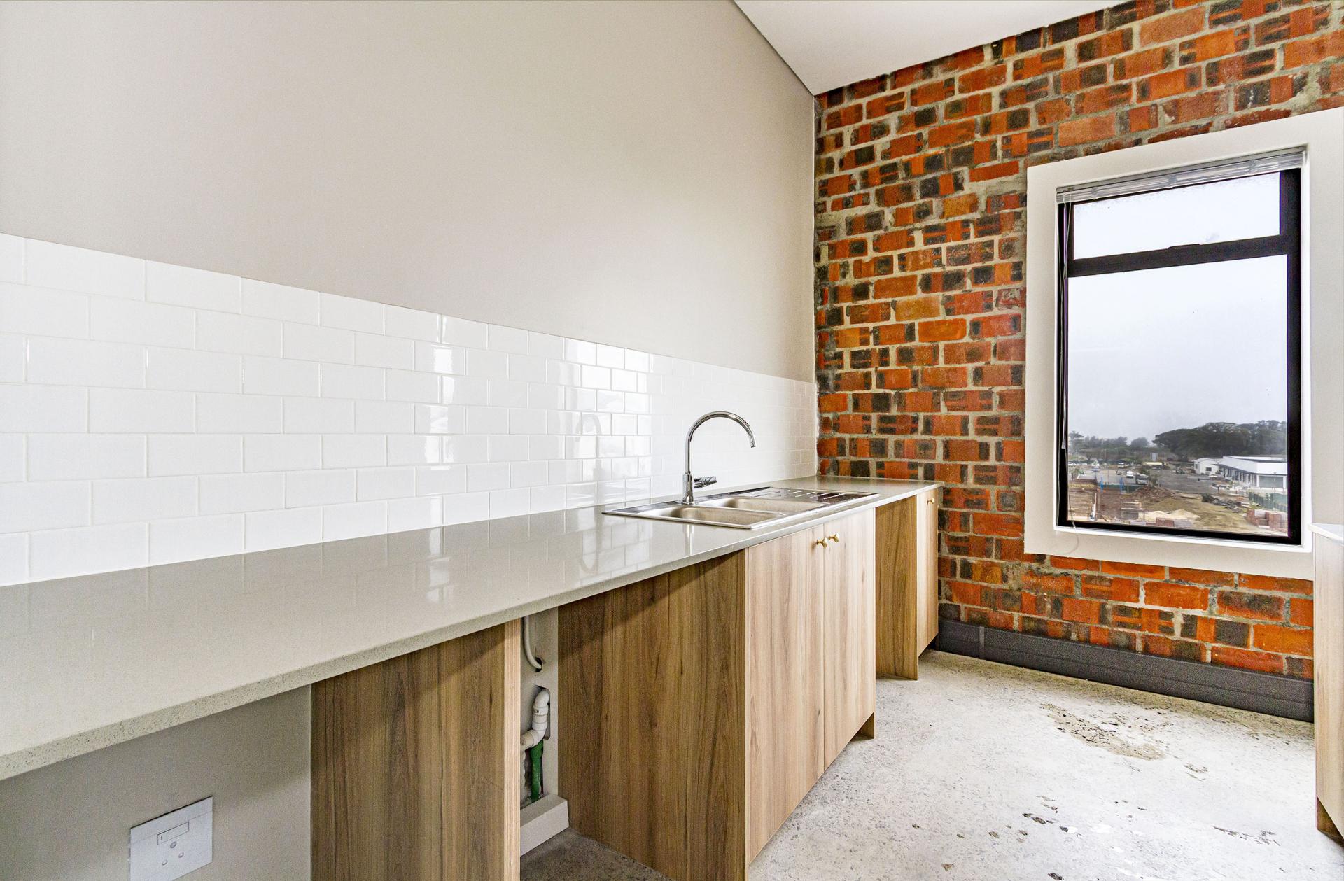 Penthouse to rent with 3 bedrooms, Paardevlei, Somerset West Fine