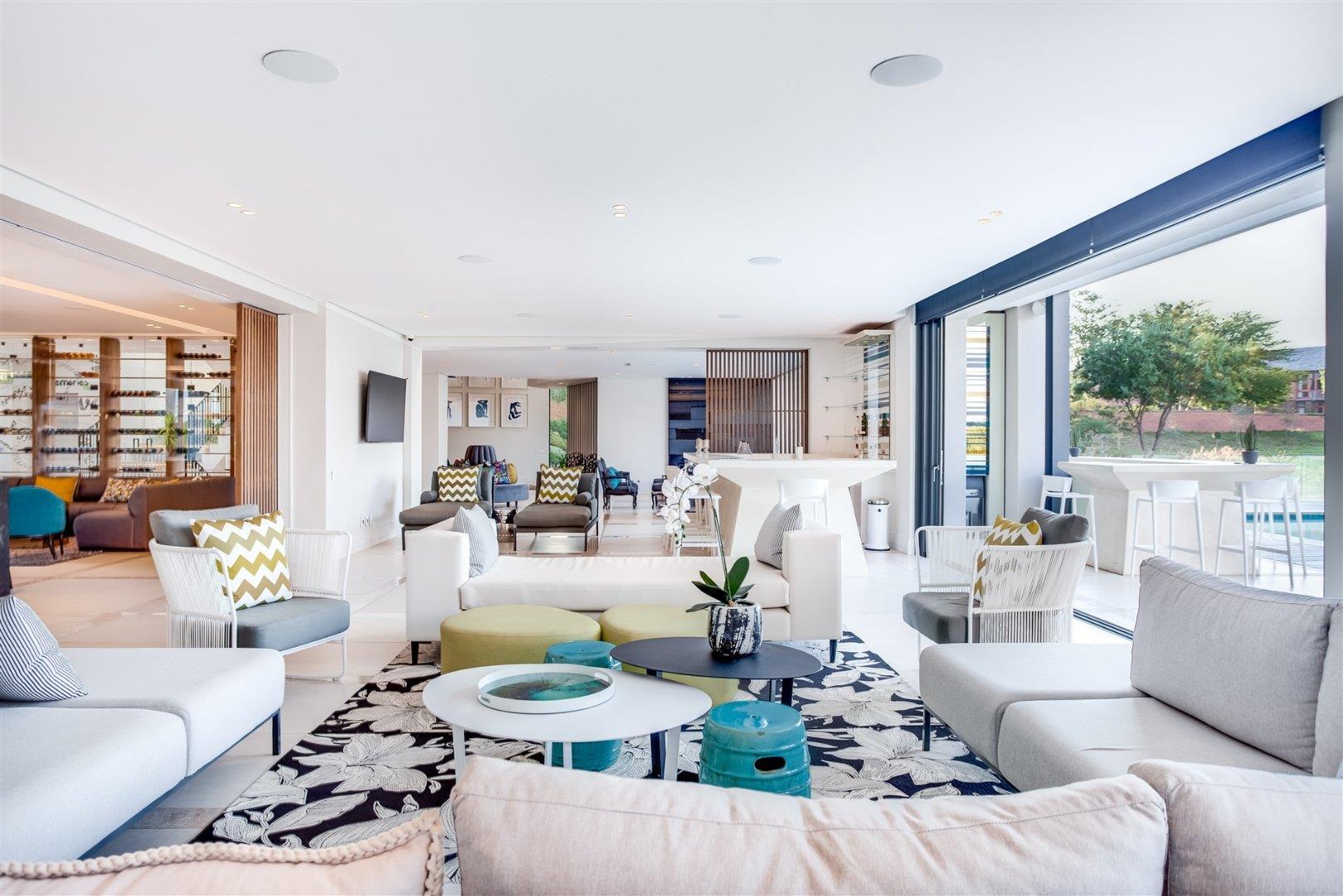 House for sale with 6 bedrooms, Waterfall Equestrian Estate, Midrand