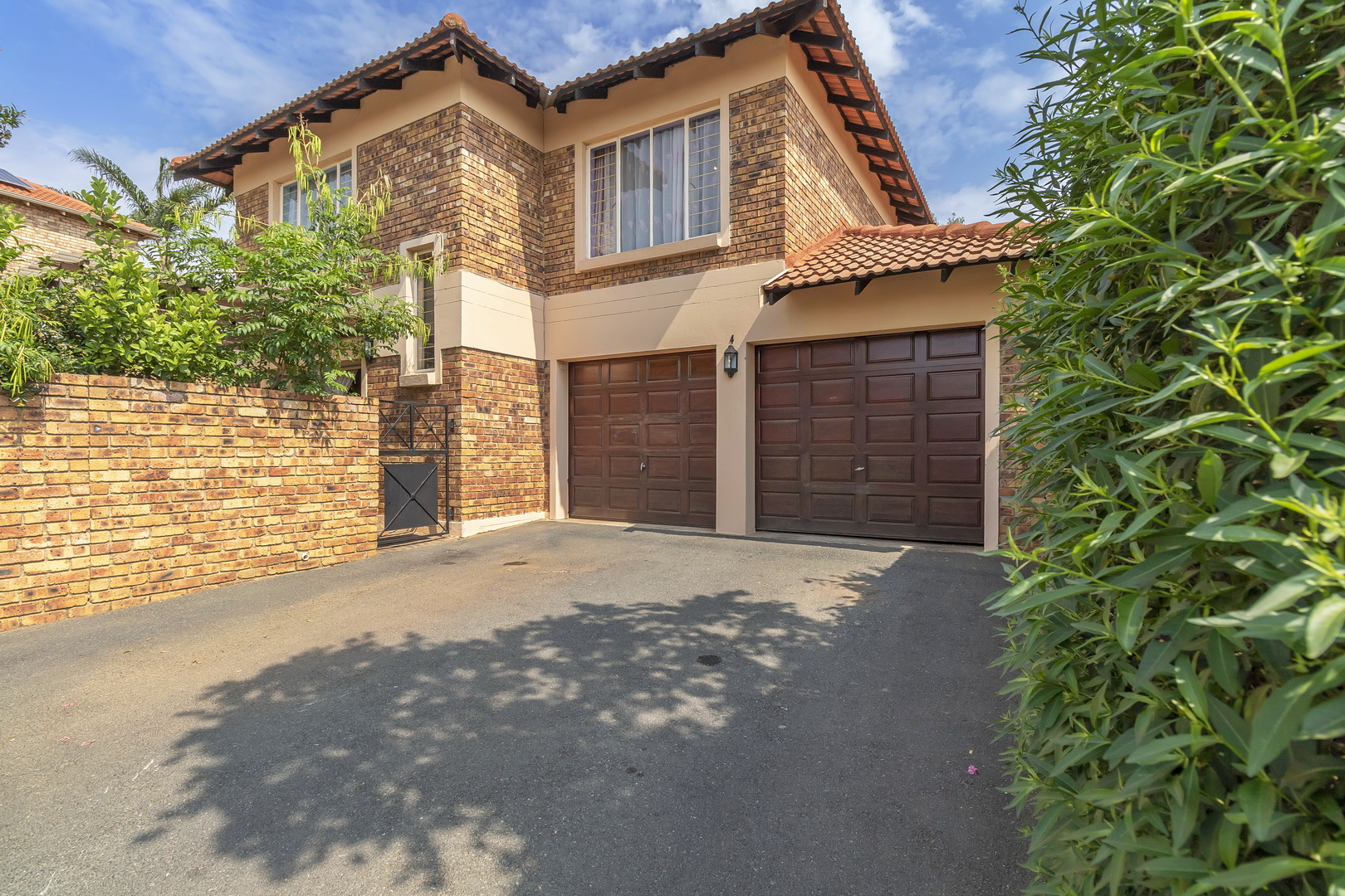 Duplex to rent with 3 bedrooms, Kyalami Hills, Midrand Fine & Country