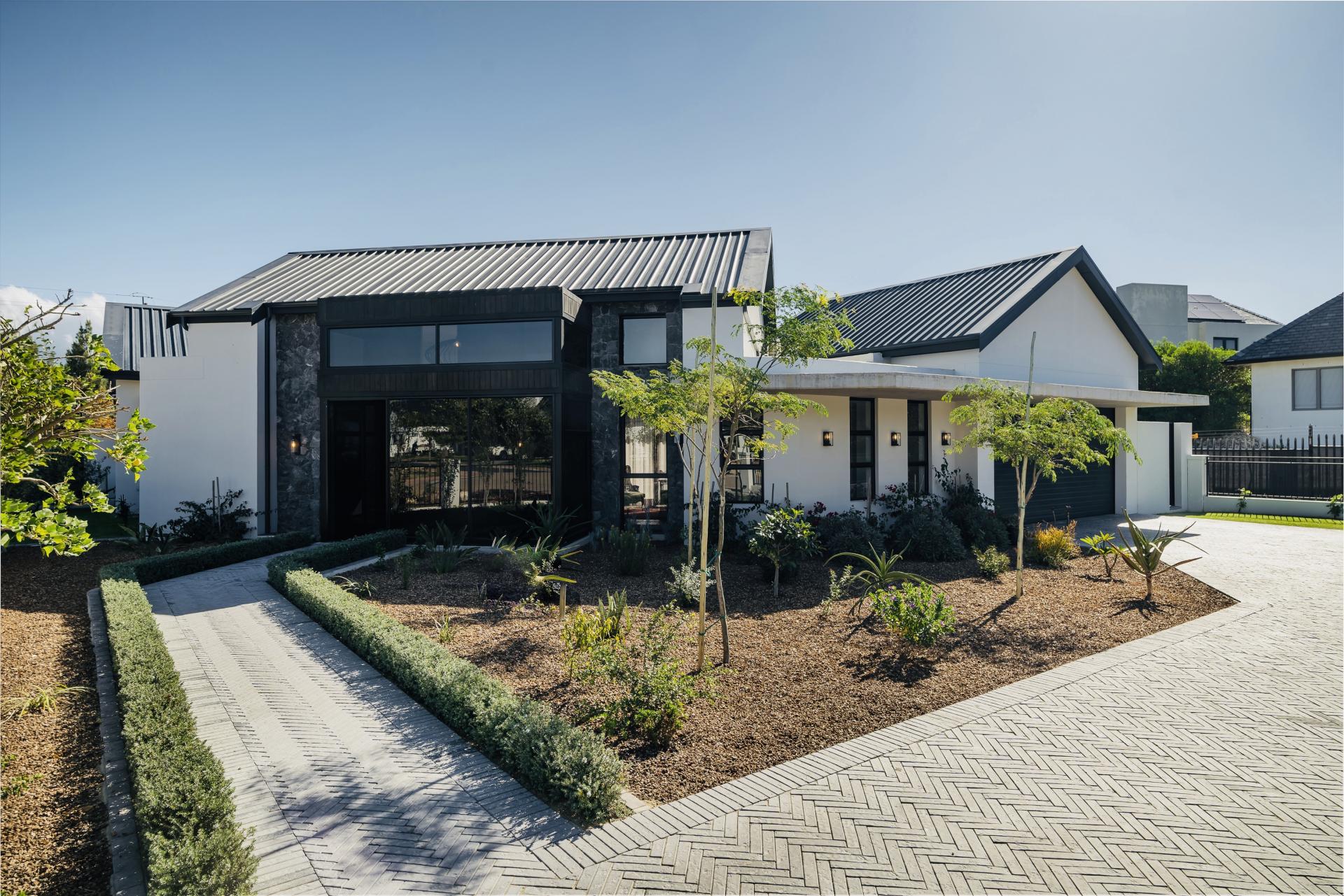 House for sale with 5 bedrooms, Pearl Valley at Val de Vie, Paarl