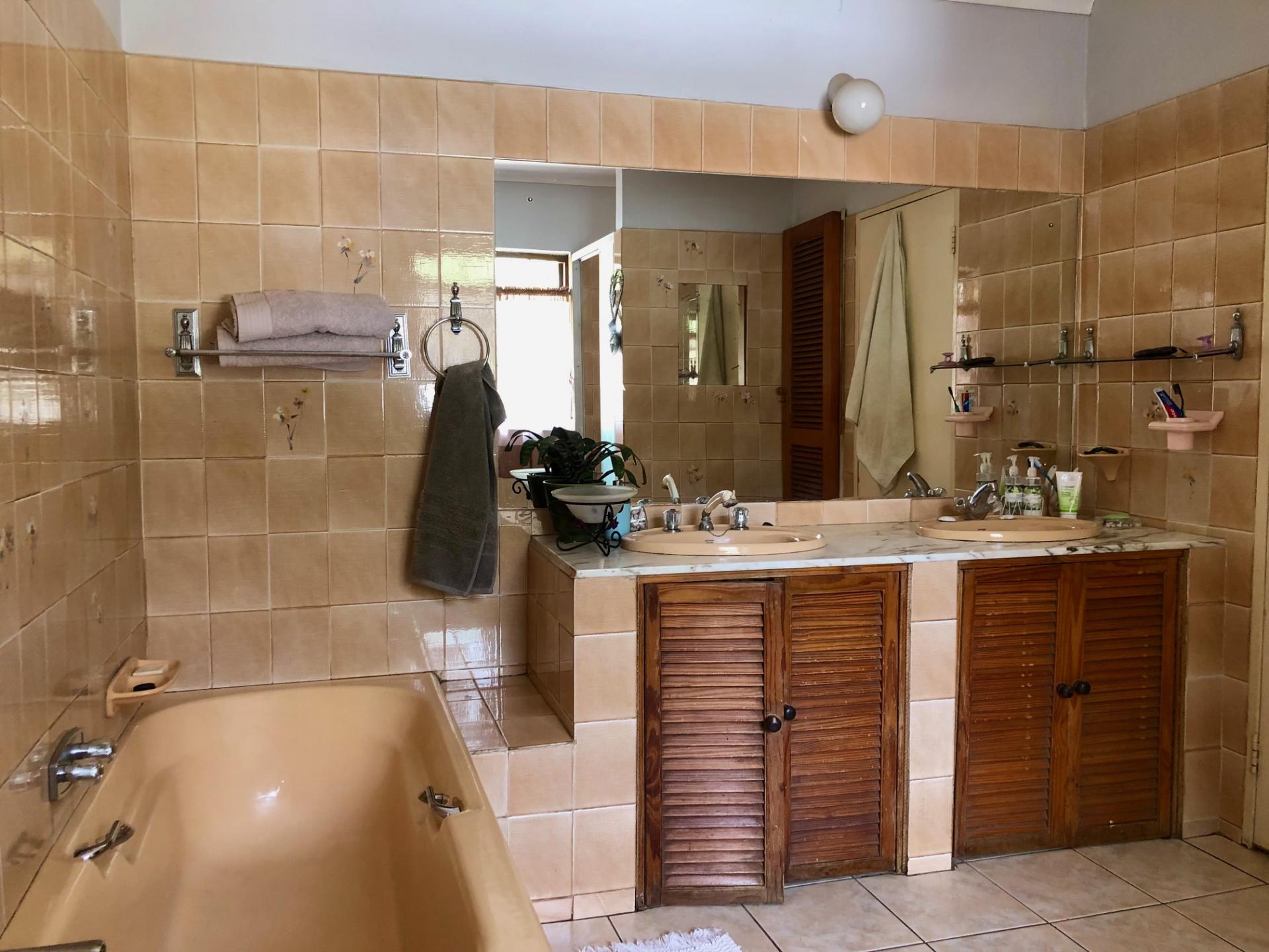 House for sale with 5 bedrooms, Murrayfield, Pretoria Fine & Country