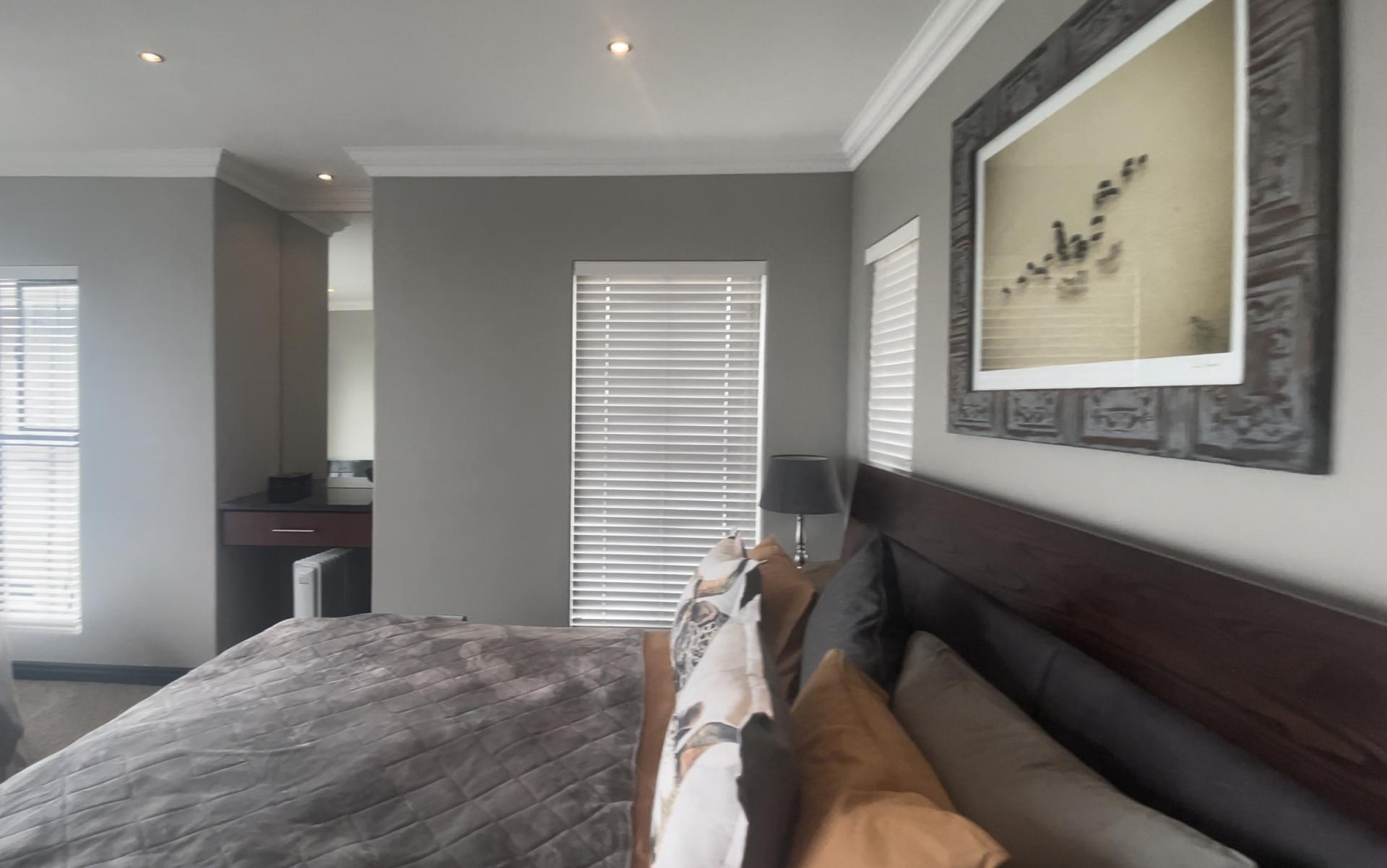 House for sale with 4 bedrooms, Pinnacle Point Golf Estate, Mossel Bay