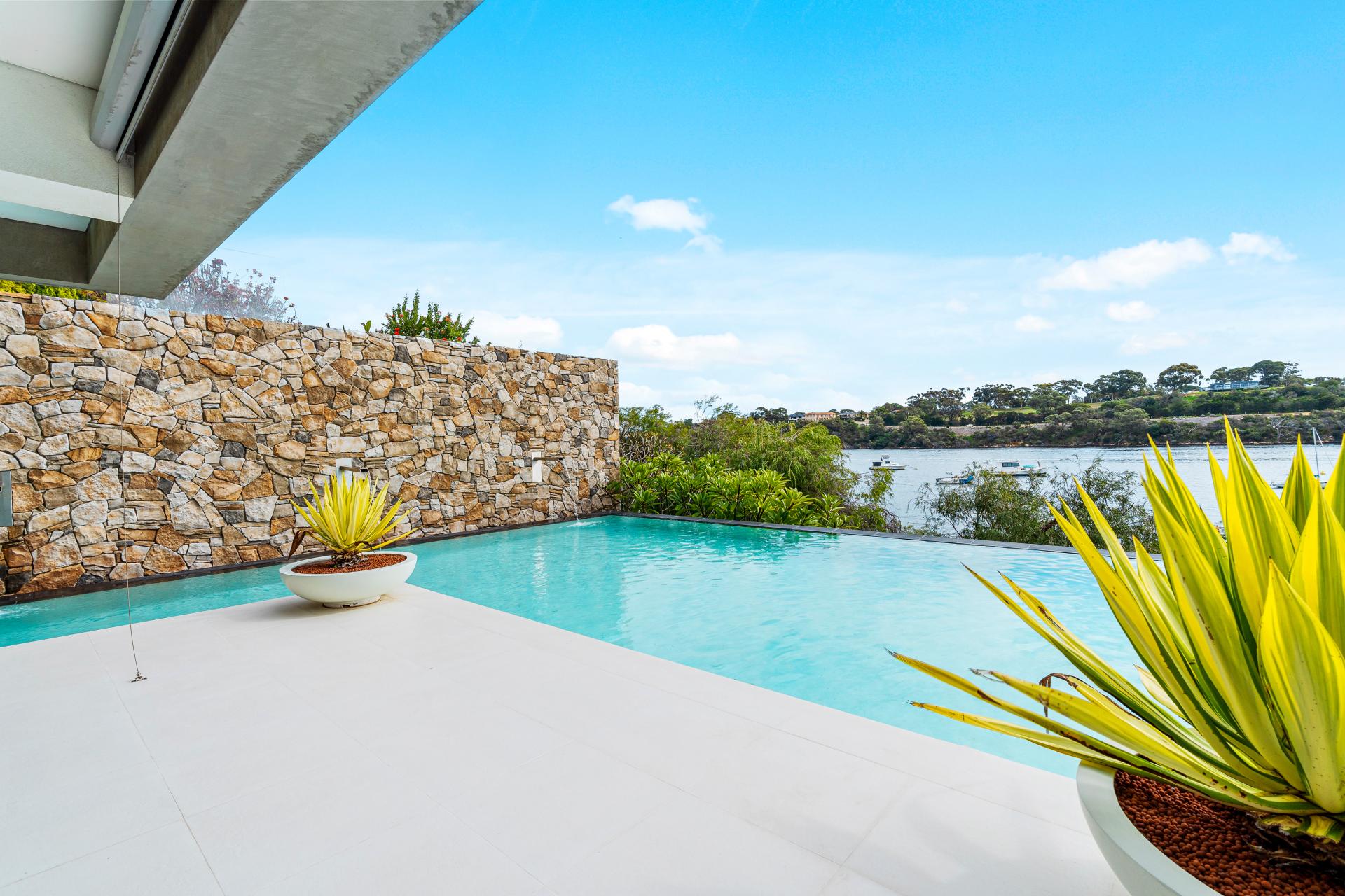 Detached House for sale with 5 bedrooms, Blackwall Reach Parade, Bicton