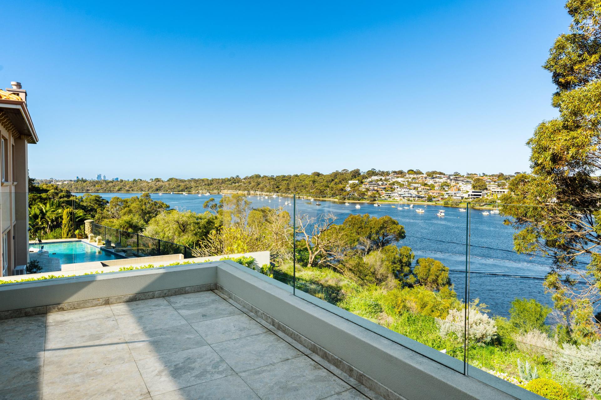 Detached House for sale with 5 bedrooms, Colonial Gardens, Mosman Park