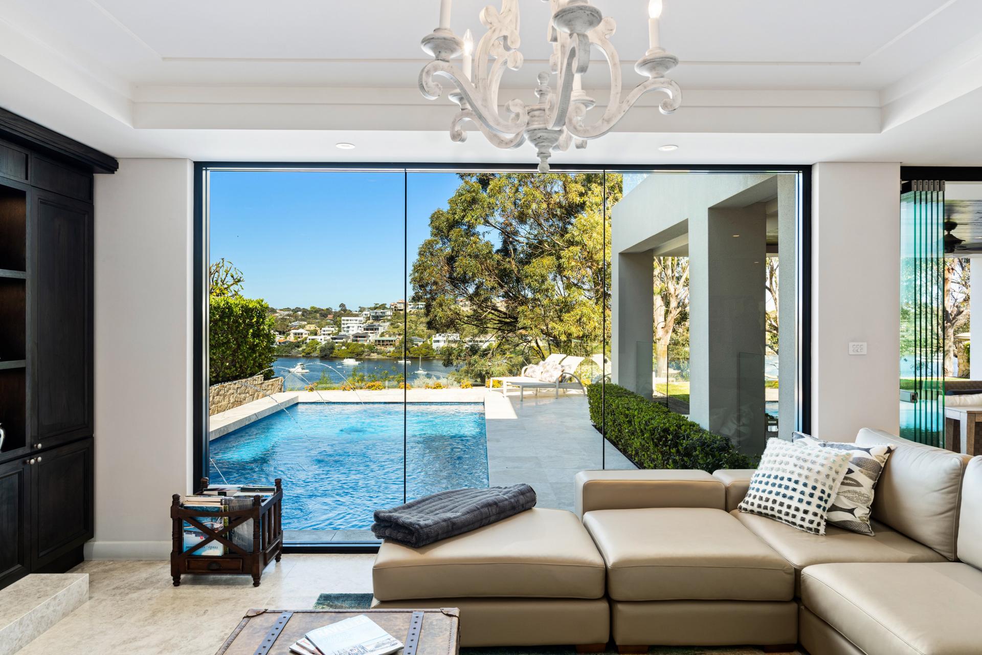 Detached House for sale with 5 bedrooms, Colonial Gardens, Mosman Park