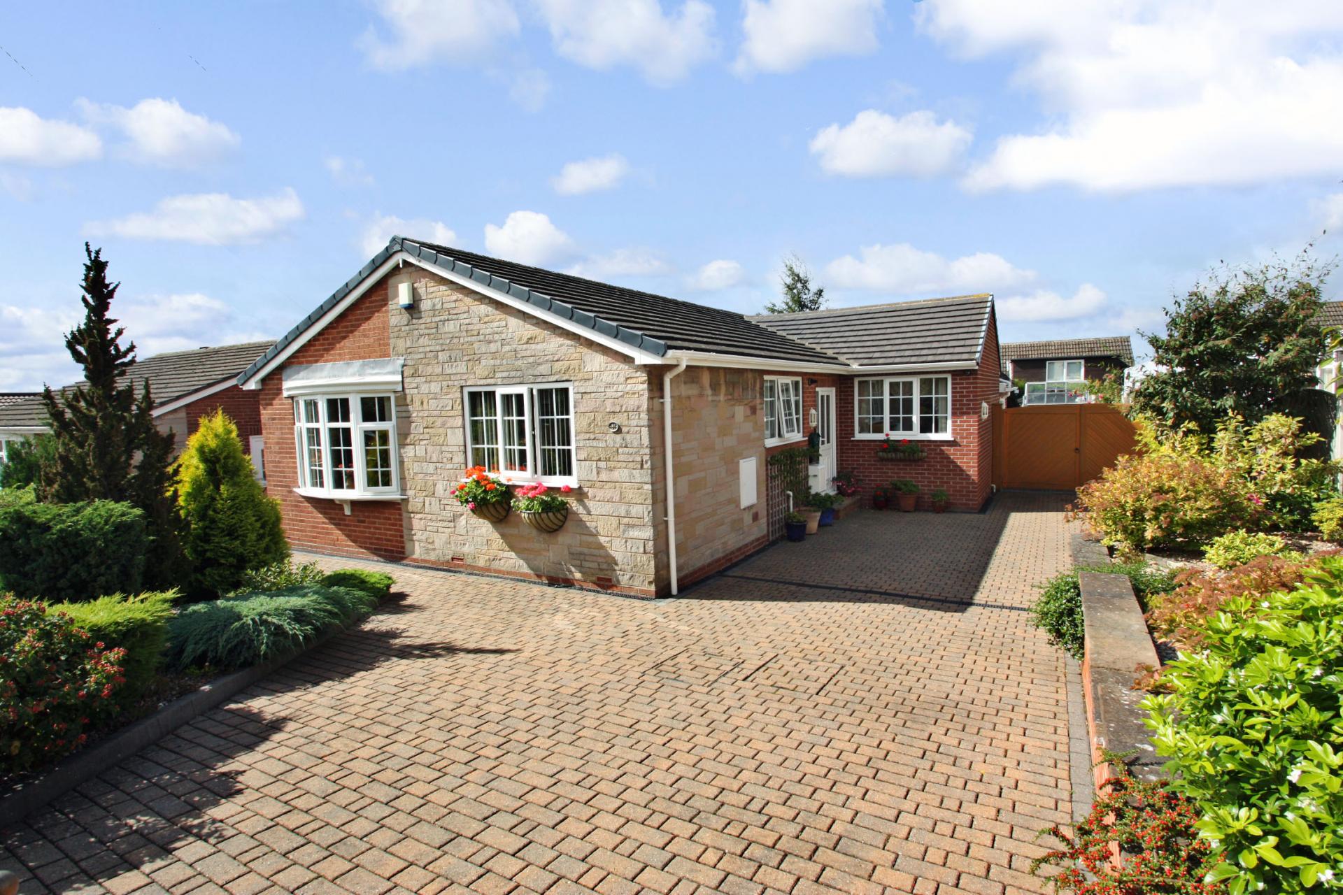 3 bedroom Bungalow for sale in Pontefract