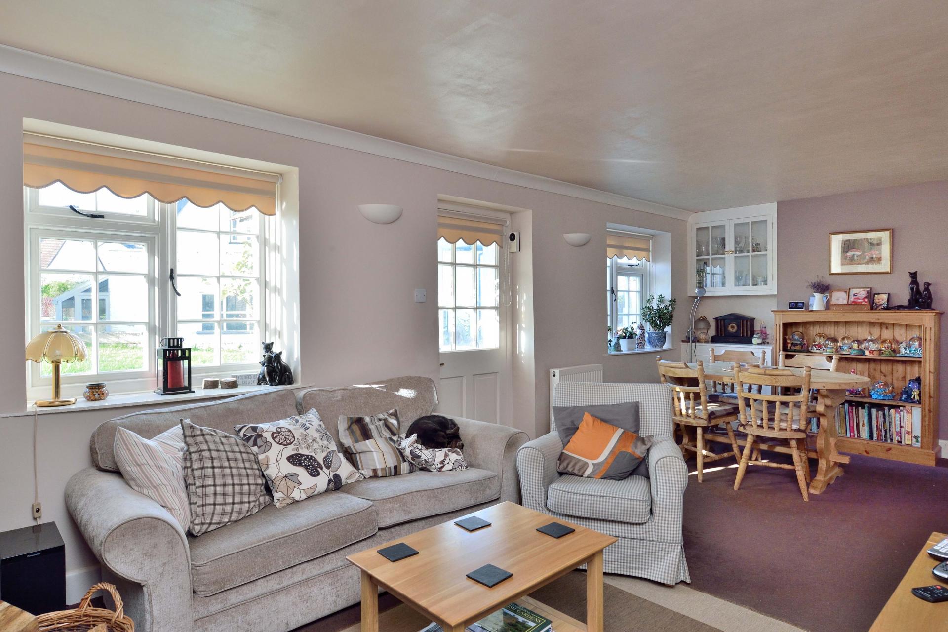There Are Currently No Similar Properties To Display There Are Currently No Similar Properties To Display