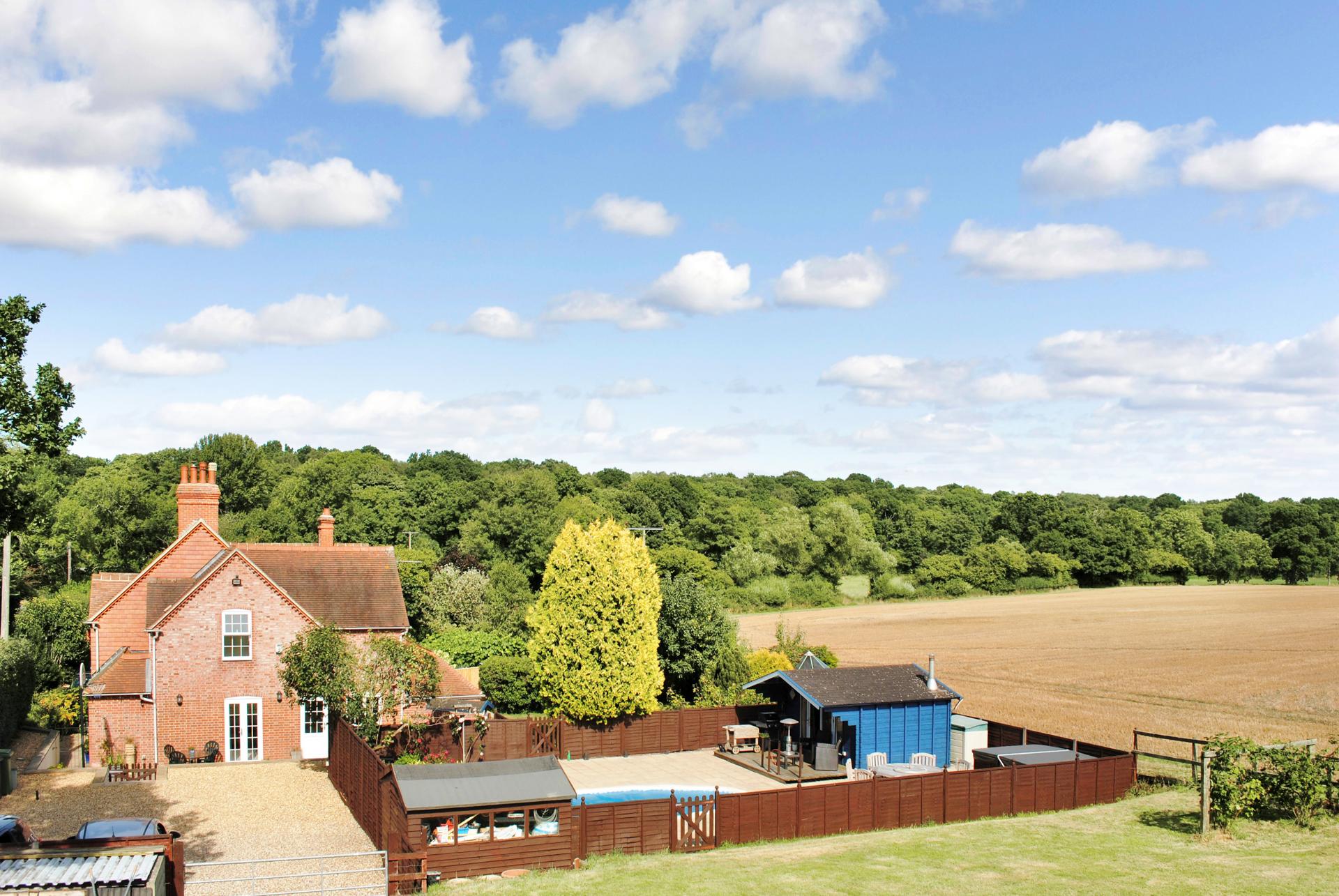 4 bedroom Cottage for sale in Newbury