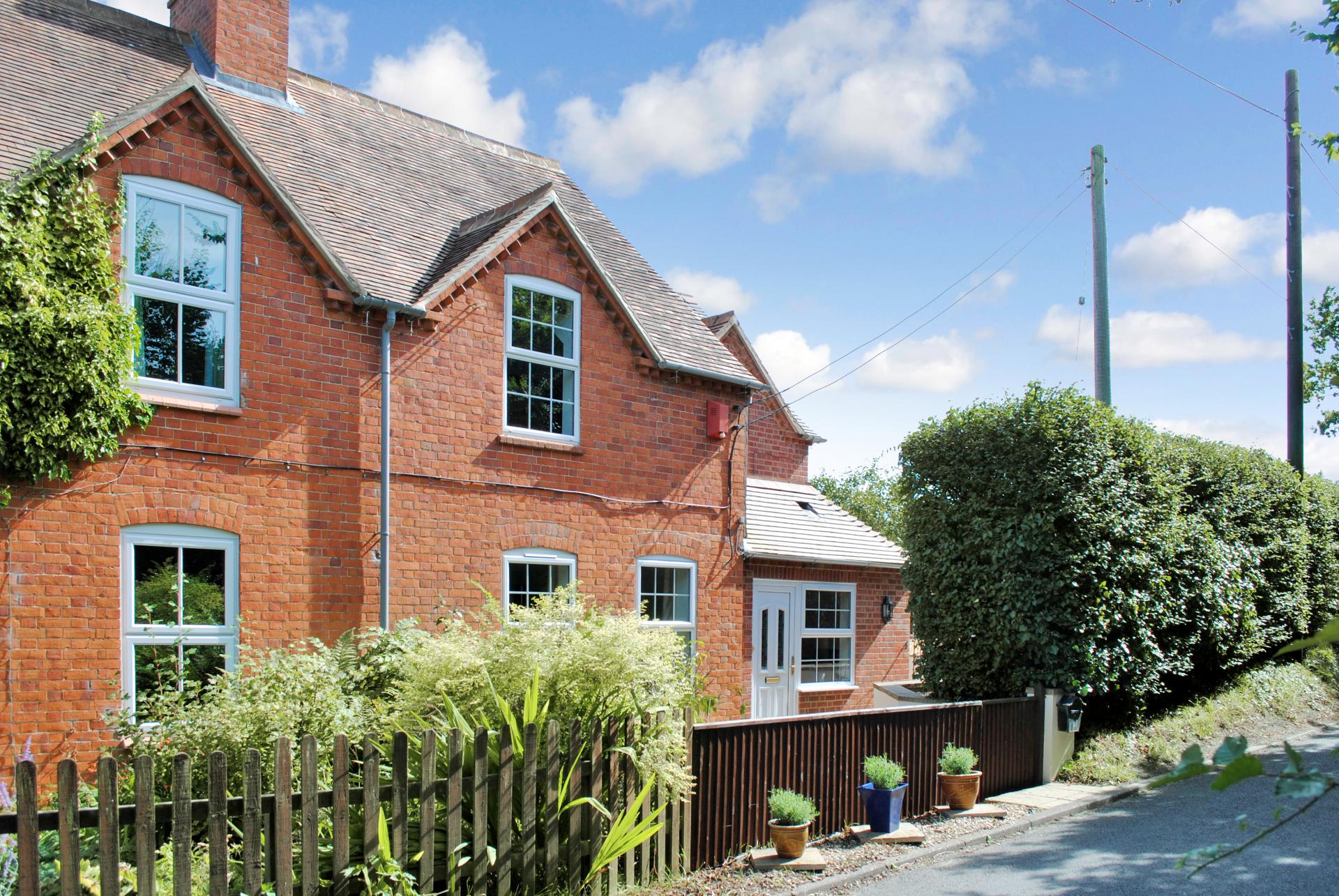 4 bedroom Cottage for sale in Newbury