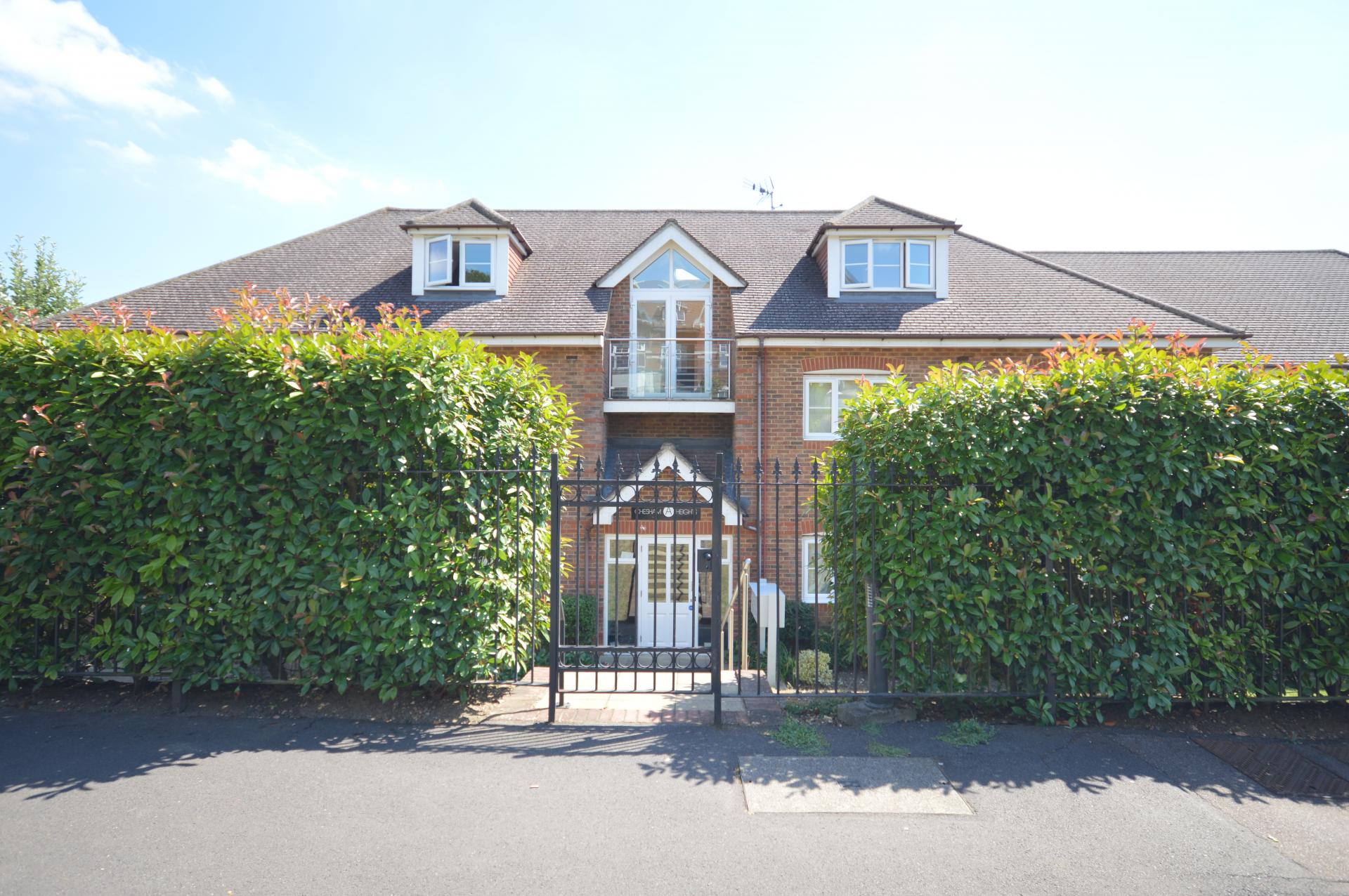 1 bedroom Apartment for sale in Kingswood